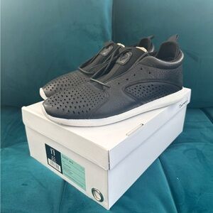 Diamond Supply Co Quest Mid black sneakers